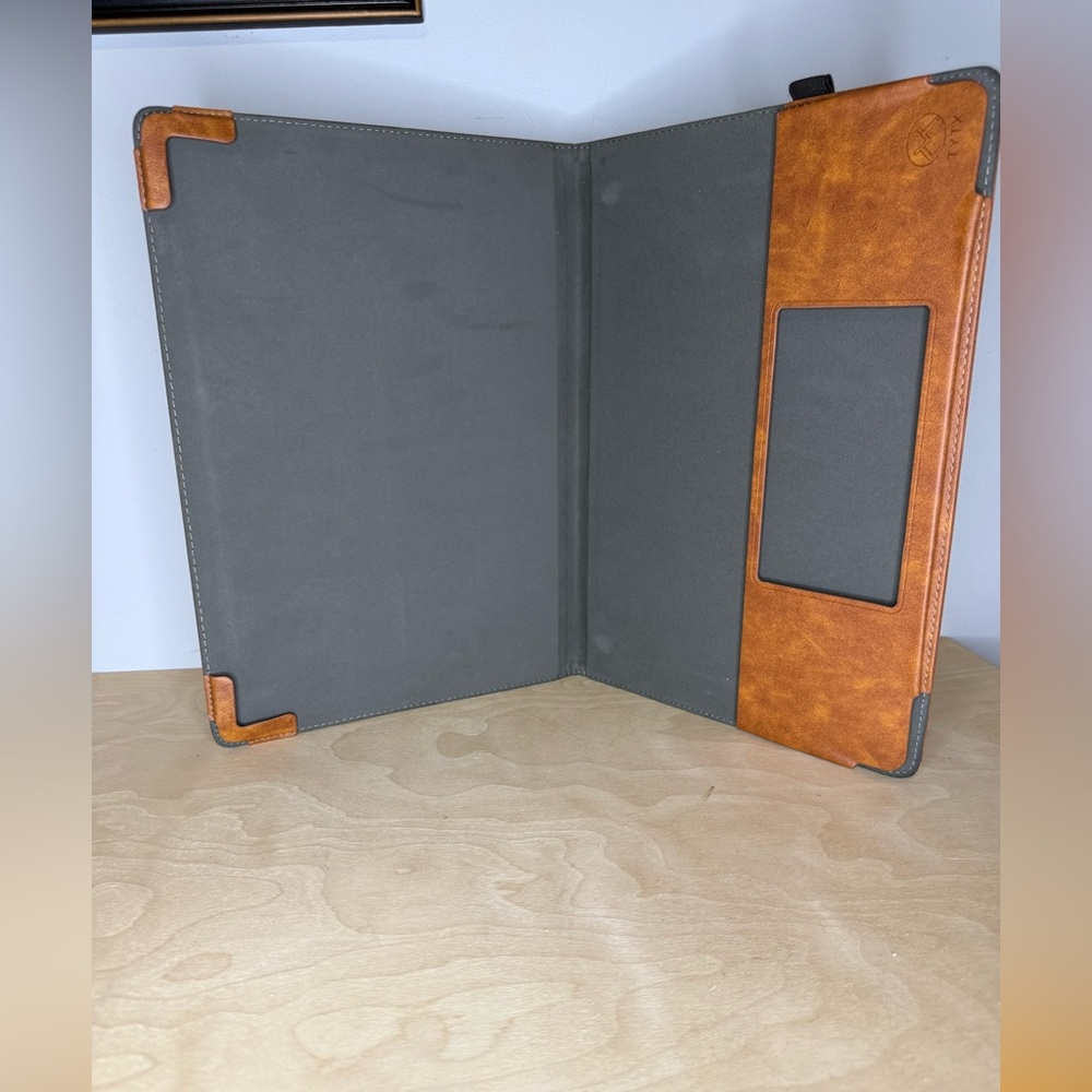 MacBook Pro Case - Picture 5 of 12
